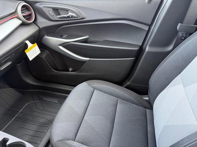 New 2026 Chevrolet Trax RS w/ Sunroof Package FWD image 15