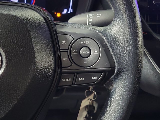 Used 2026 Toyota Corolla LE FWD image 25