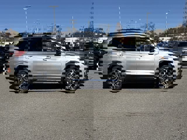 New 2026 Subaru Ascent Limited image 2