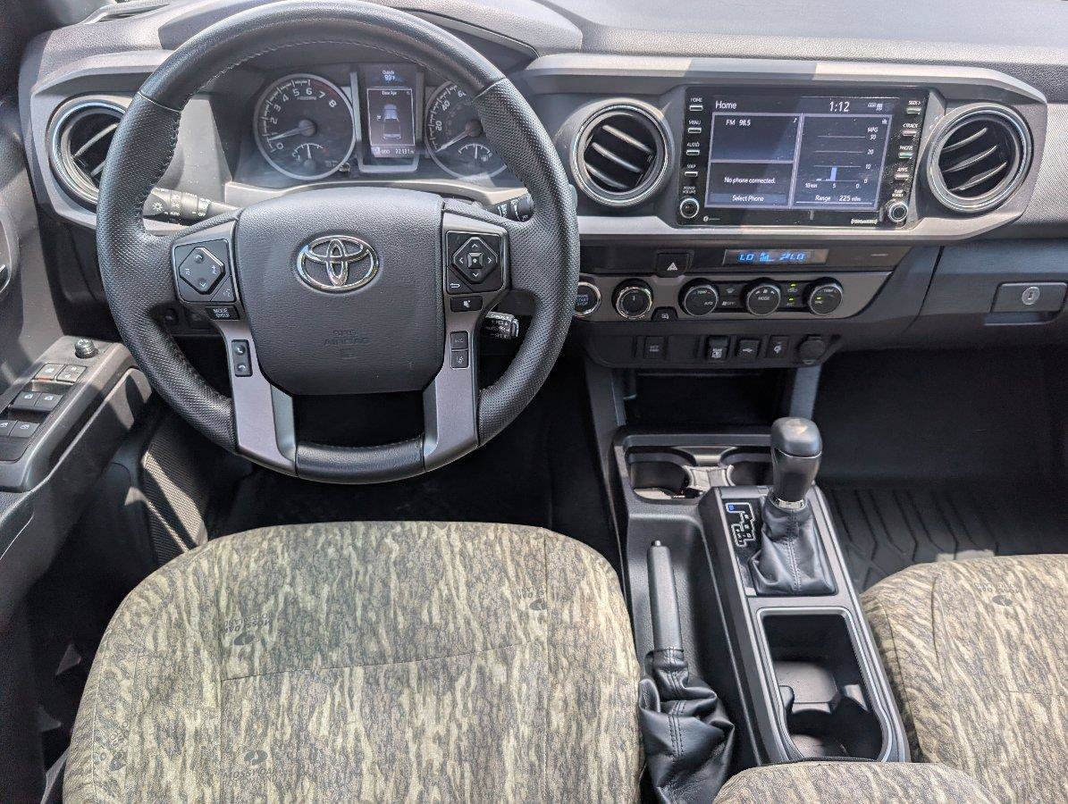 Used 2023 Toyota Tacoma TRD Off-Road AWD/4WD image 33