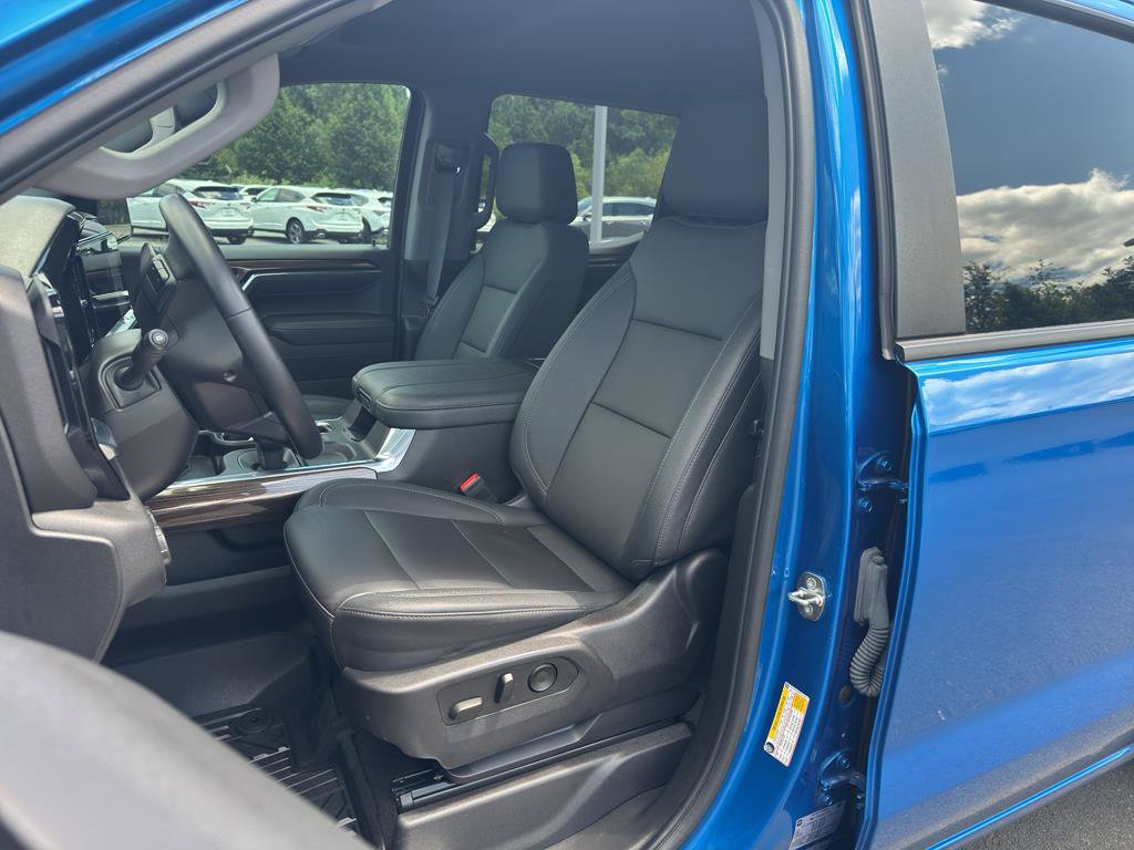 Certified 2024 Chevrolet Silverado 1500 RST w/ Convenience Package II AWD/4WD image 21