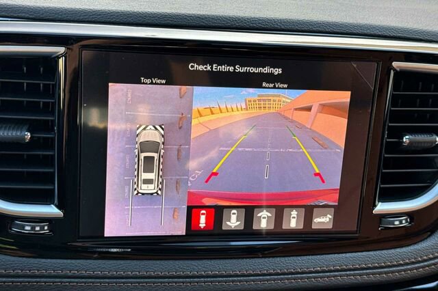 New 2026 Chrysler Pacifica Pinnacle image 19