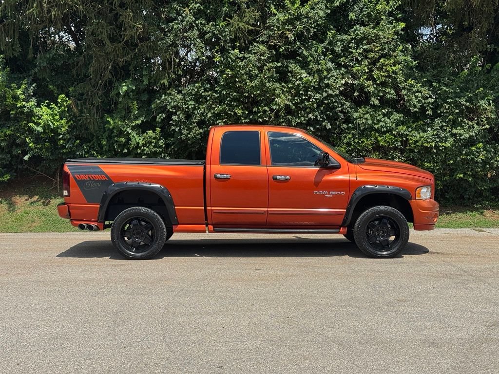 Used 2005 Dodge Ram 1500 Truck SLT w/ Daytona Edition Group AWD/4WD image 3