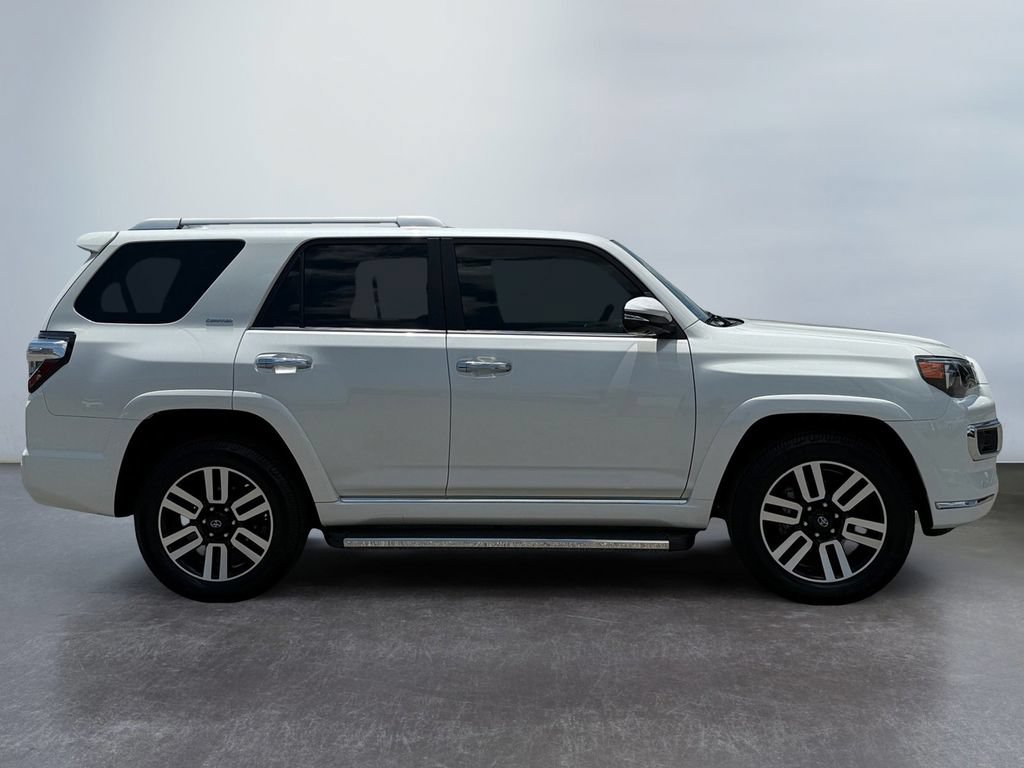Used 2023 Toyota 4Runner Limited AWD/4WD image 2