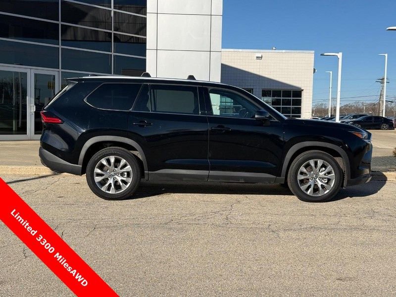 Used 2026 Toyota Grand Highlander Limited image 2