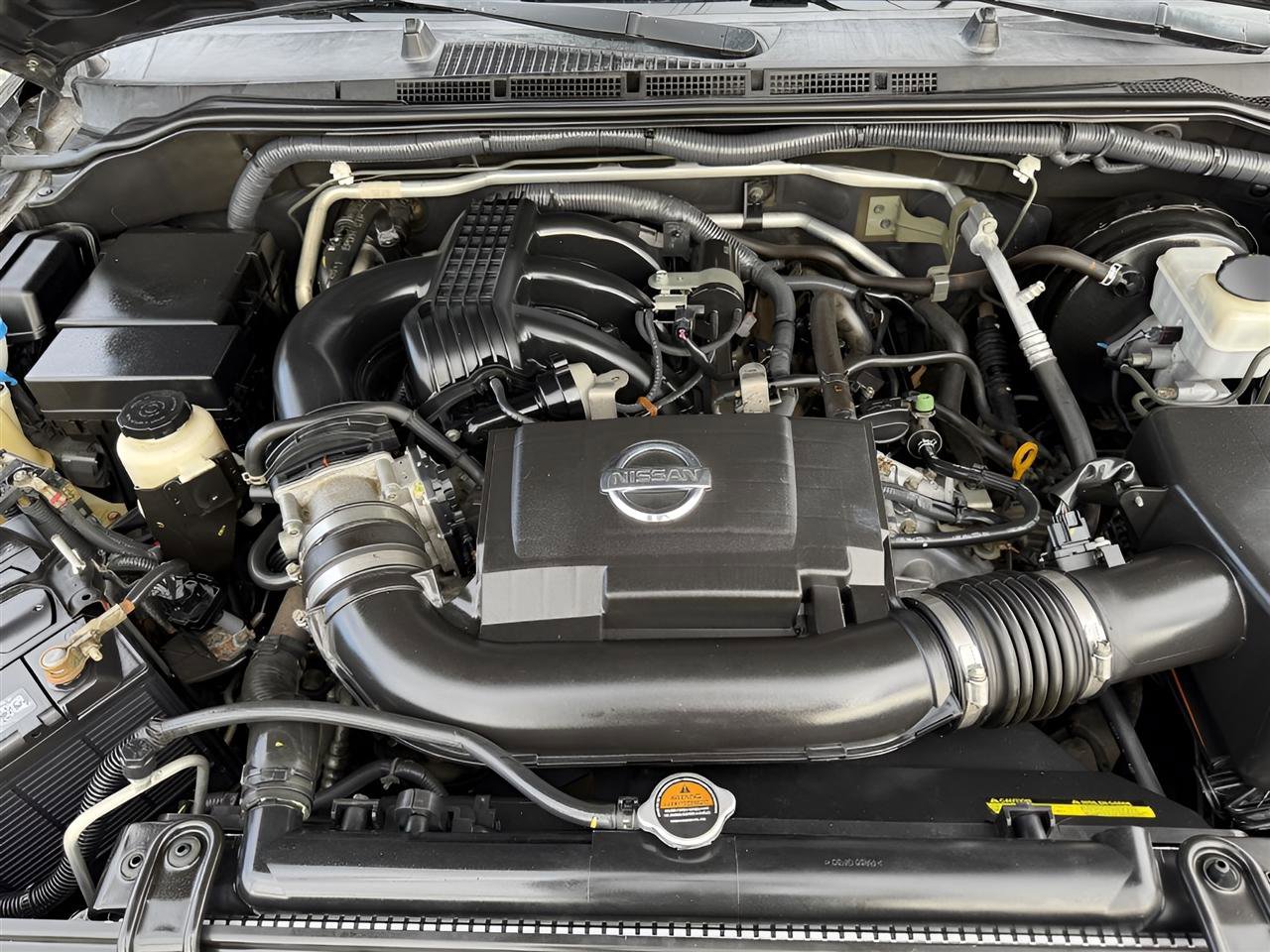 Used 2013 Nissan Xterra X image 25