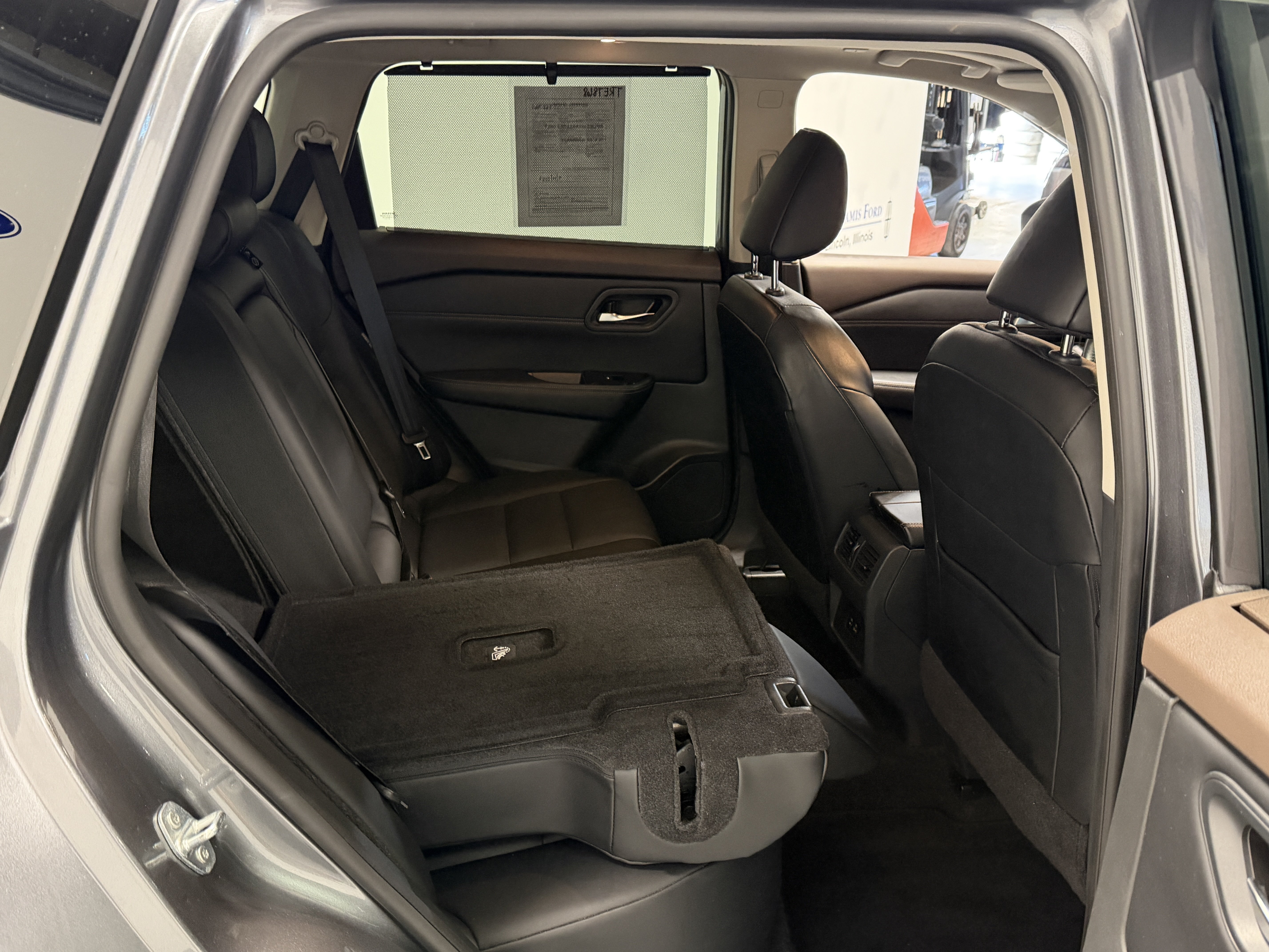 Used 2023 Nissan Rogue SV w/ SV Premium B Package AWD/4WD image 22