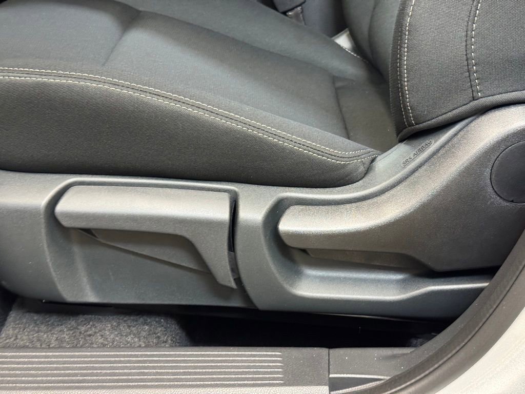 Certified 2025 Nissan Rogue S AWD/4WD image 10