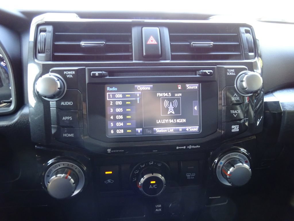 Used 2019 Toyota 4Runner TRD Off-Road Premium AWD/4WD image 27