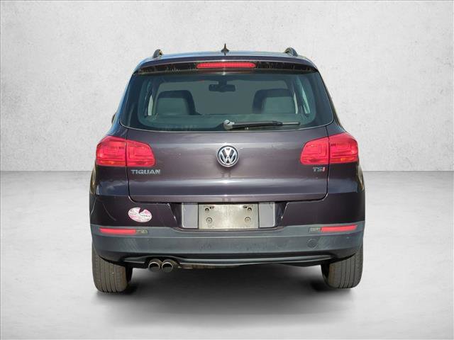 Used 2016 Volkswagen Tiguan S image 6