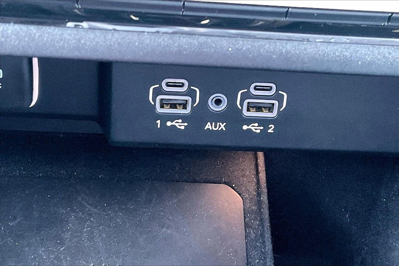 Used 2023 Jeep Wagoneer Series II image 19