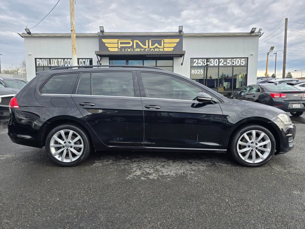 Used 2016 Volkswagen Golf SE image 5