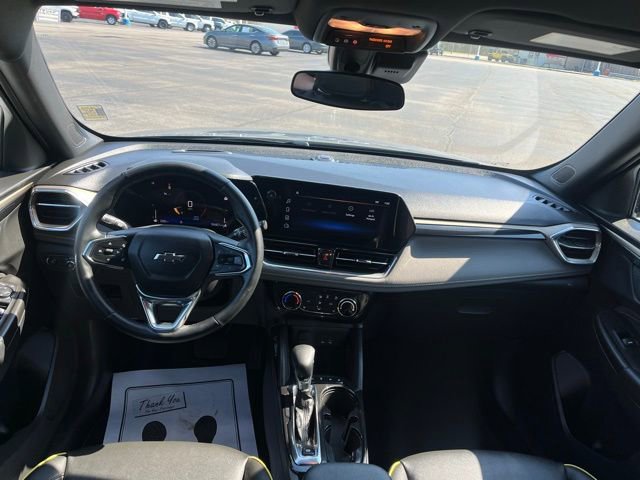 Used 2025 Chevrolet TrailBlazer ACTIV w/ Driver Confidence Package image 16