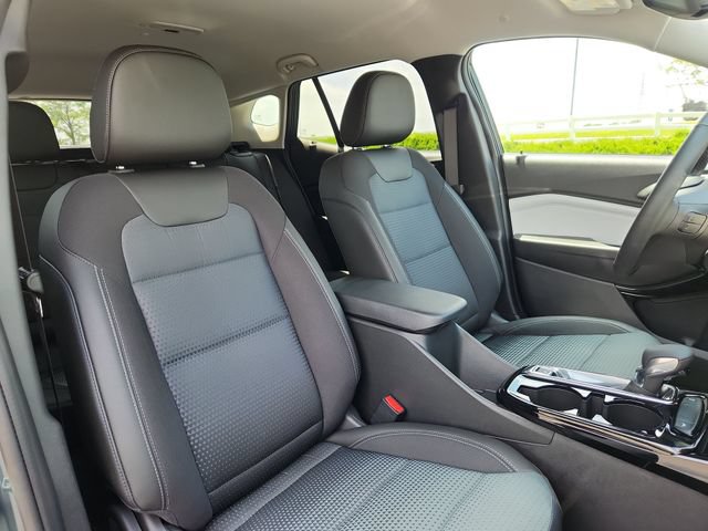 New 2026 Chevrolet Trax LT w/ LT Convenience Package FWD image 15