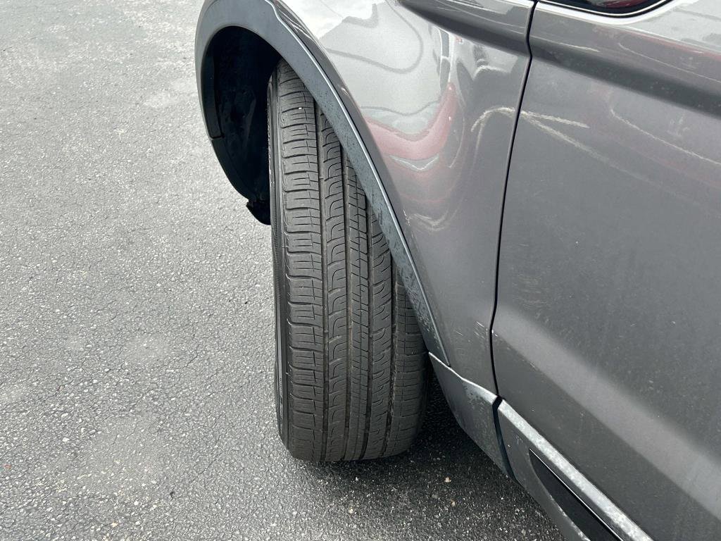 Used 2017 Land Rover Range Rover Evoque SE Premium image 10