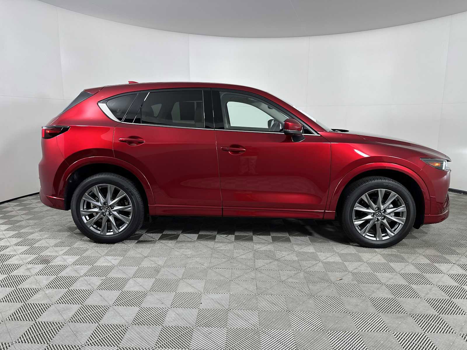 Used 2025 MAZDA CX-5 AWD 2.5 S w/ Premium Plus Pkg image 9