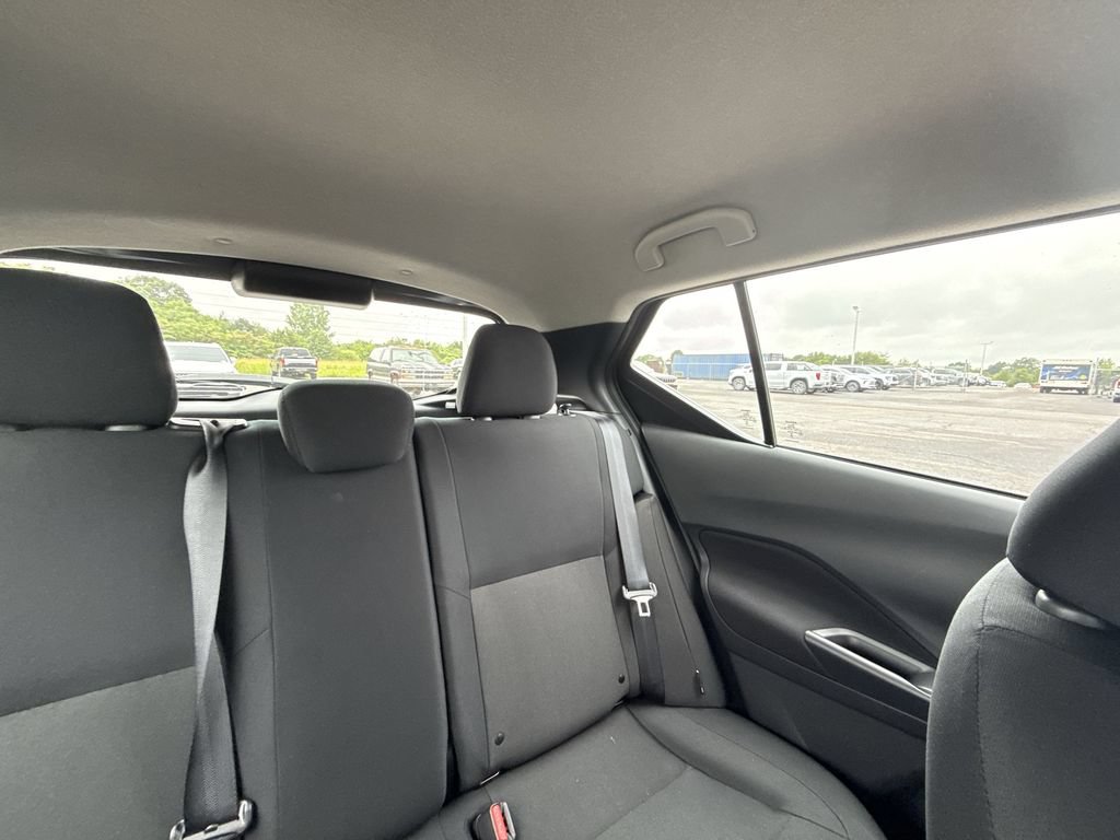 Used 2024 Nissan Kicks S FWD image 12
