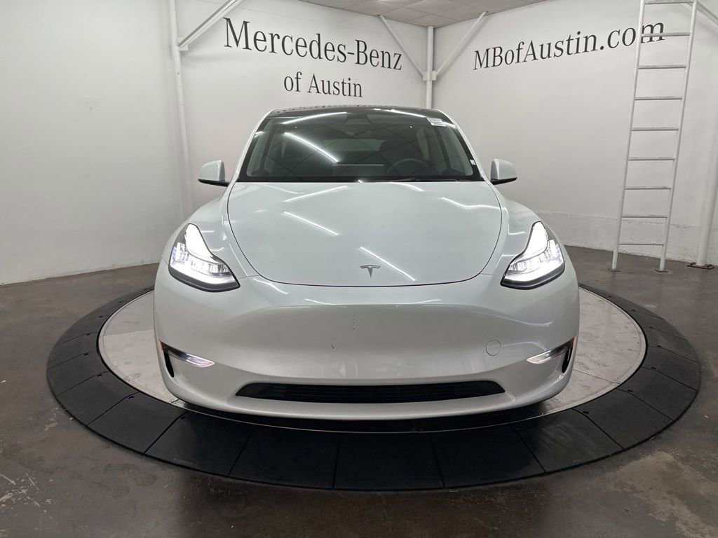 Used 2023 Tesla Model Y Long Range image 2