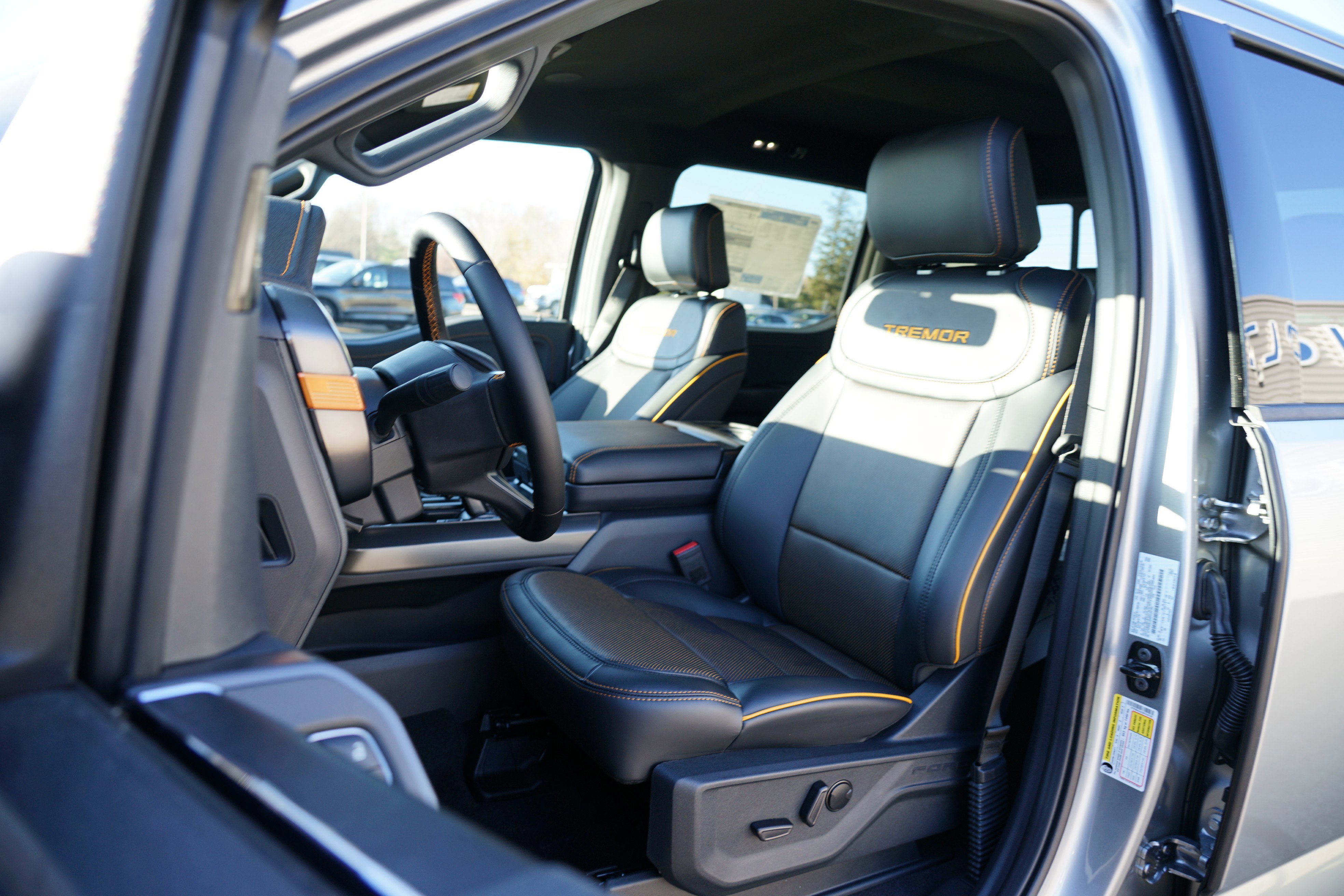 New 2025 Ford F150 Tremor w/ Equipment Group 402A High image 15