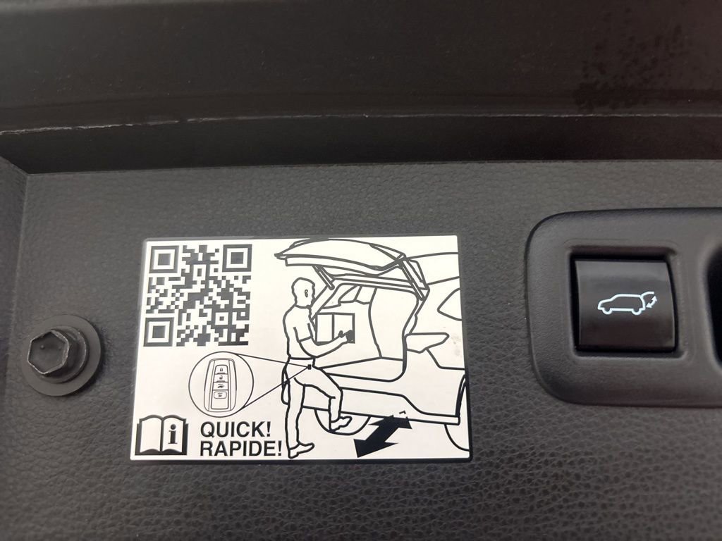 Used 2024 Toyota Highlander XSE image 13