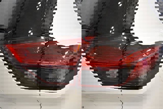 Used 2021 Nissan Rogue Platinum image 28