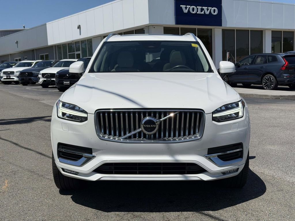 Used 2023 Volvo XC90 B6 Plus w/ Protection Package Premier AWD/4WD image 24