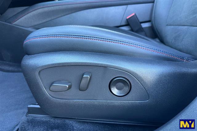 Certified 2024 Chevrolet Blazer EV RS image 13