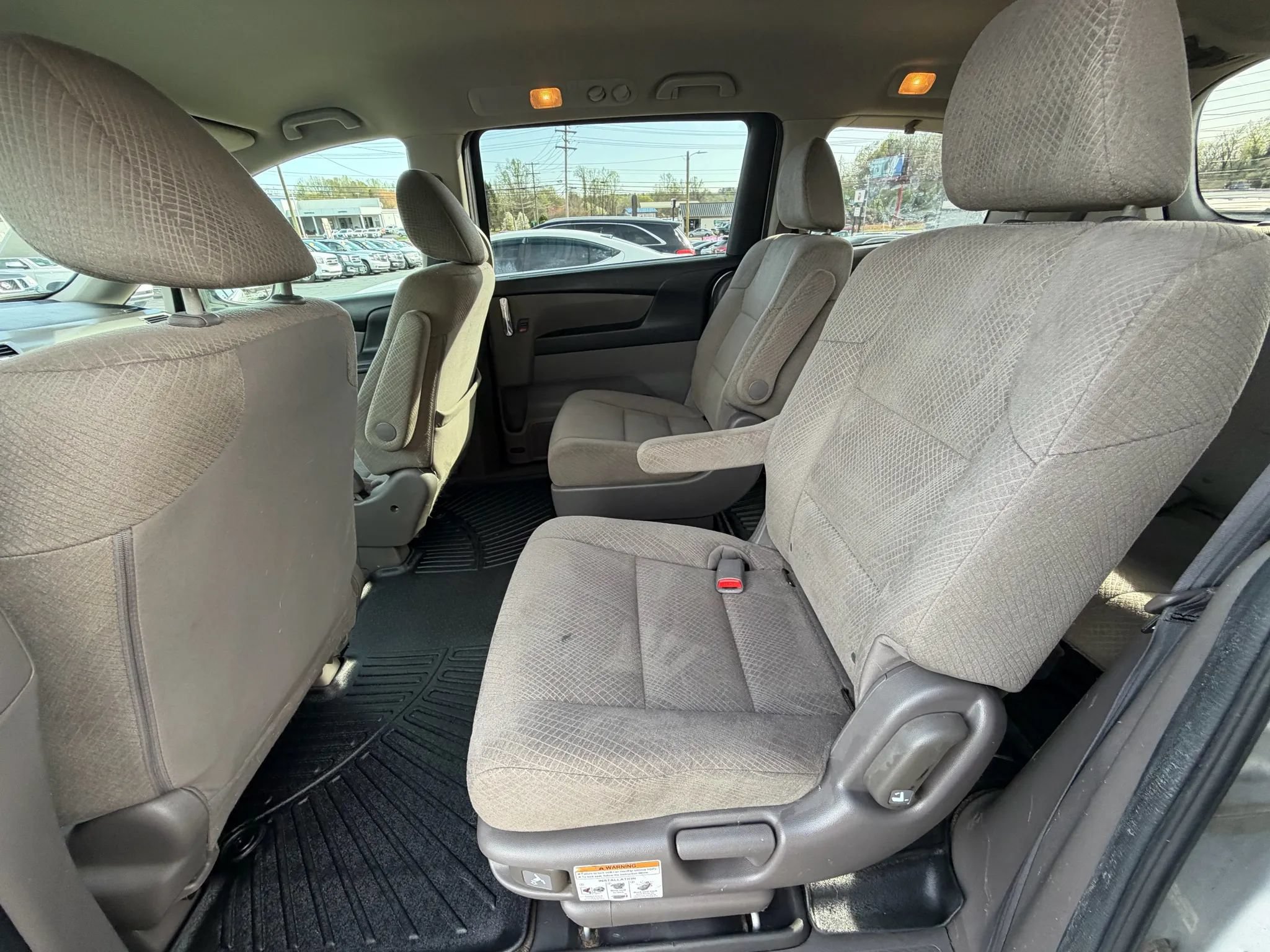 Used 2014 Honda Odyssey LX image 13