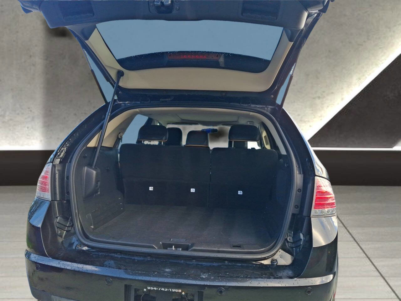 Used 2010 Lincoln MKX 2WD image 5