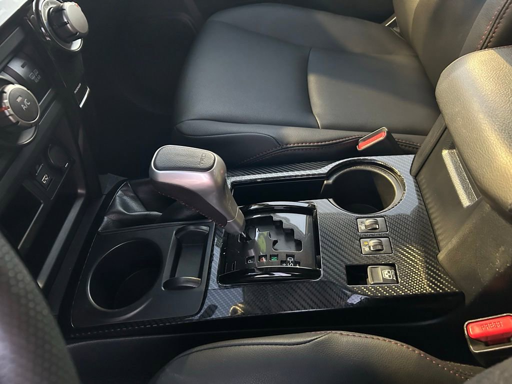 Used 2024 Toyota 4Runner TRD Off-Road Premium image 18