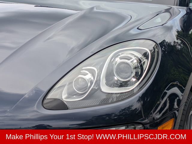 Used 2018 Porsche Macan Sport Edition AWD/4WD image 10