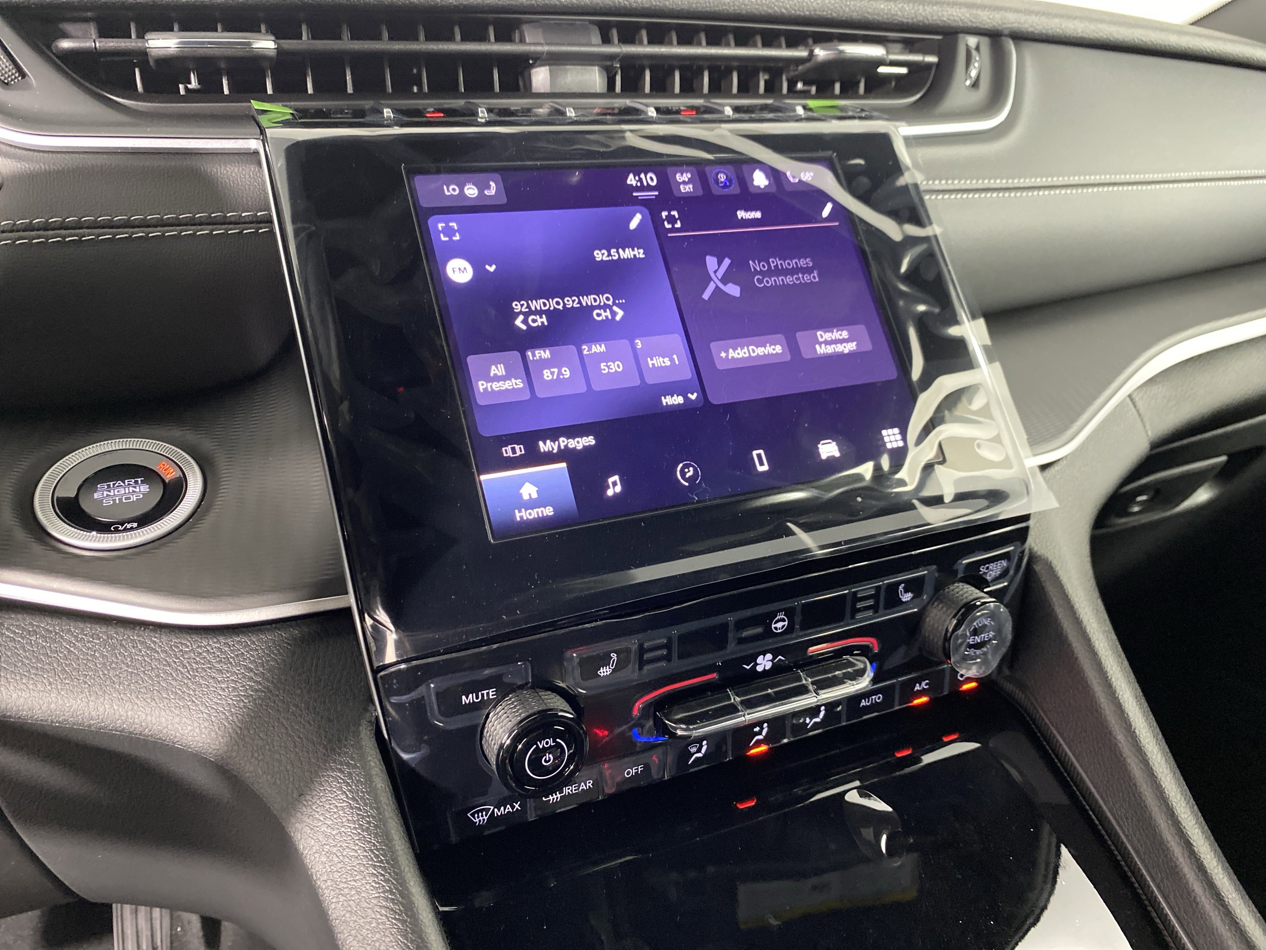 New 2025 Jeep Grand Cherokee L Laredo w/ Luxury Tech Group I image 26