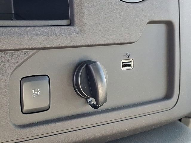 Used 2024 Ford E-450 and Econoline 450 Super Duty w/ Driver's Safety Package image 21