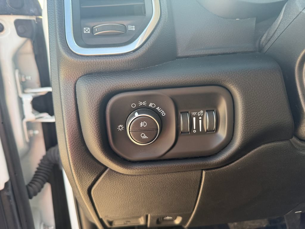 Used 2024 RAM 2500 Laramie w/ Safety Group AWD/4WD image 21