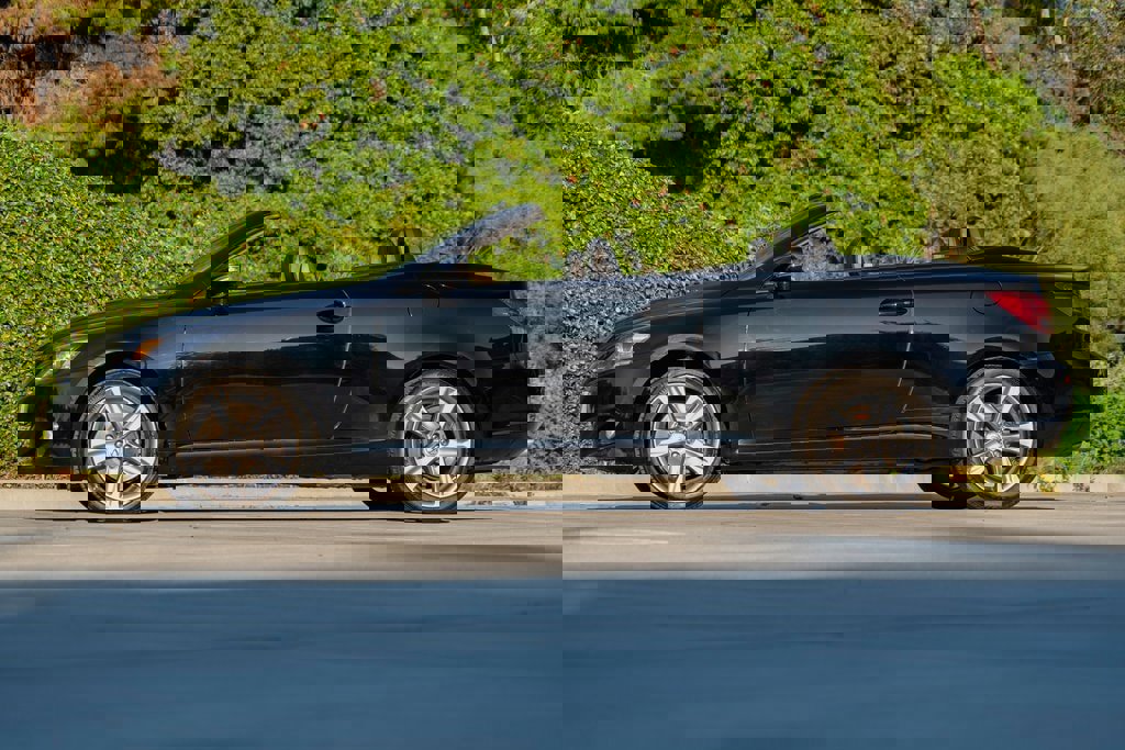 Used 2012 Lexus IS 350C RWD image 9