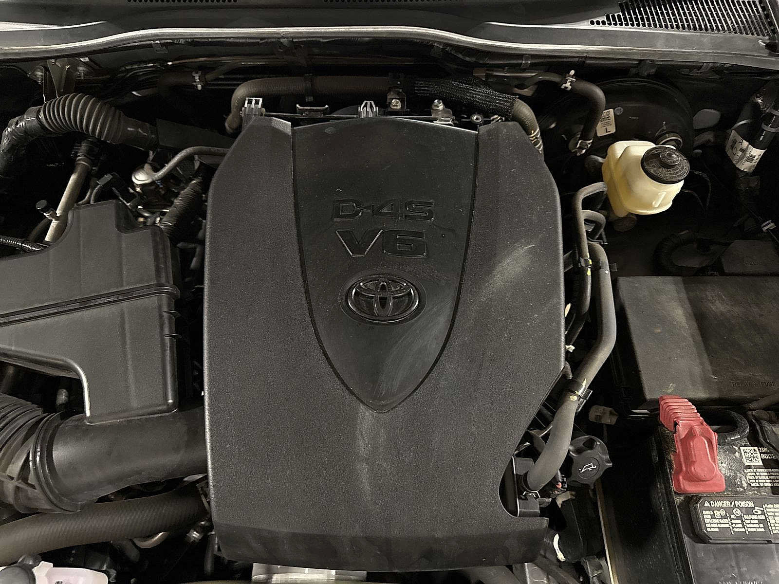 Used 2021 Toyota Tacoma TRD Sport AWD/4WD image 12