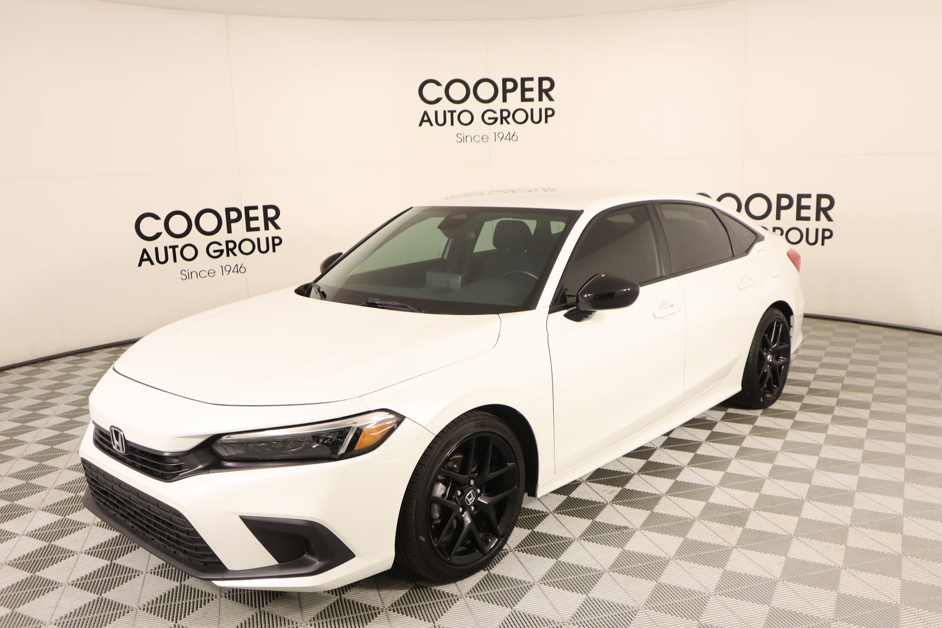 Used 2024 Honda Civic Sport image 9