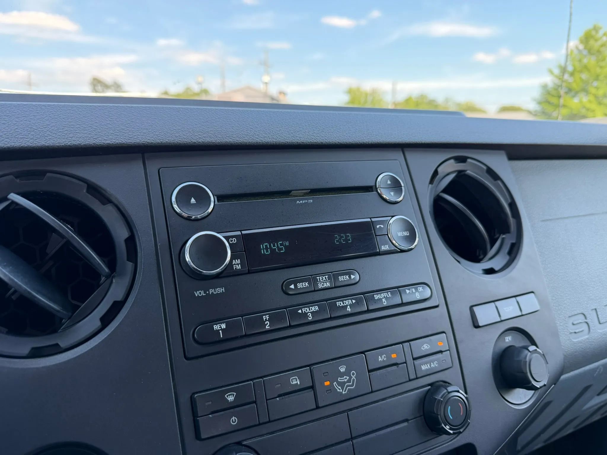 Used 2014 Ford F450 XL w/ Power Equipment Group AWD/4WD image 14