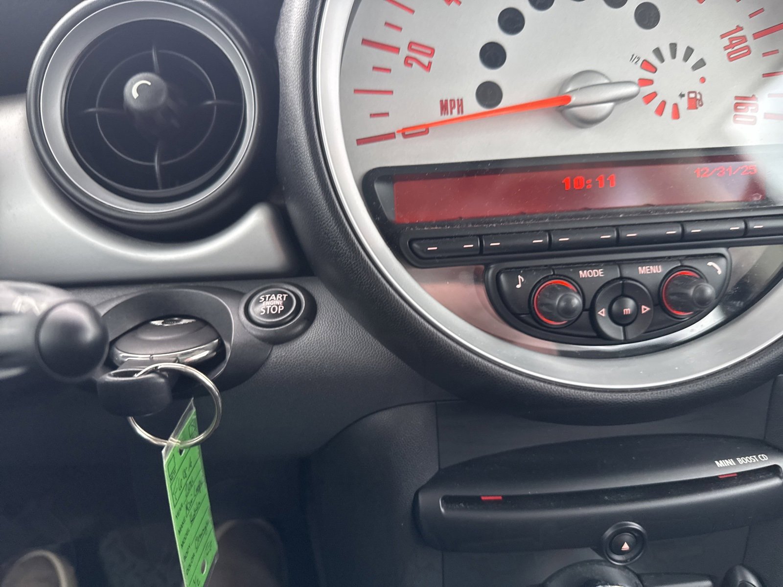 Used 2011 MINI Cooper Hardtop image 17