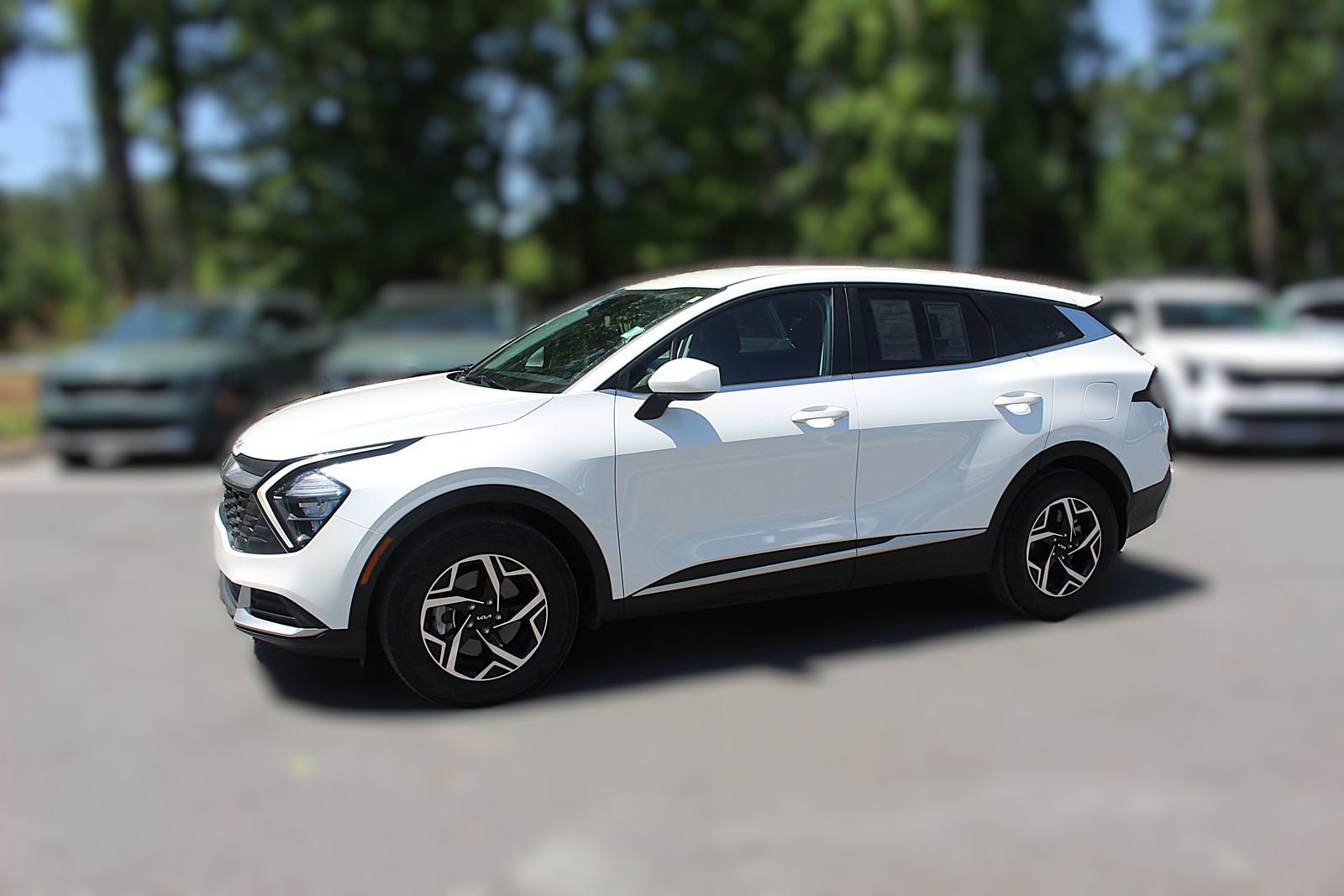 Certified 2023 Kia Sportage LX image 4