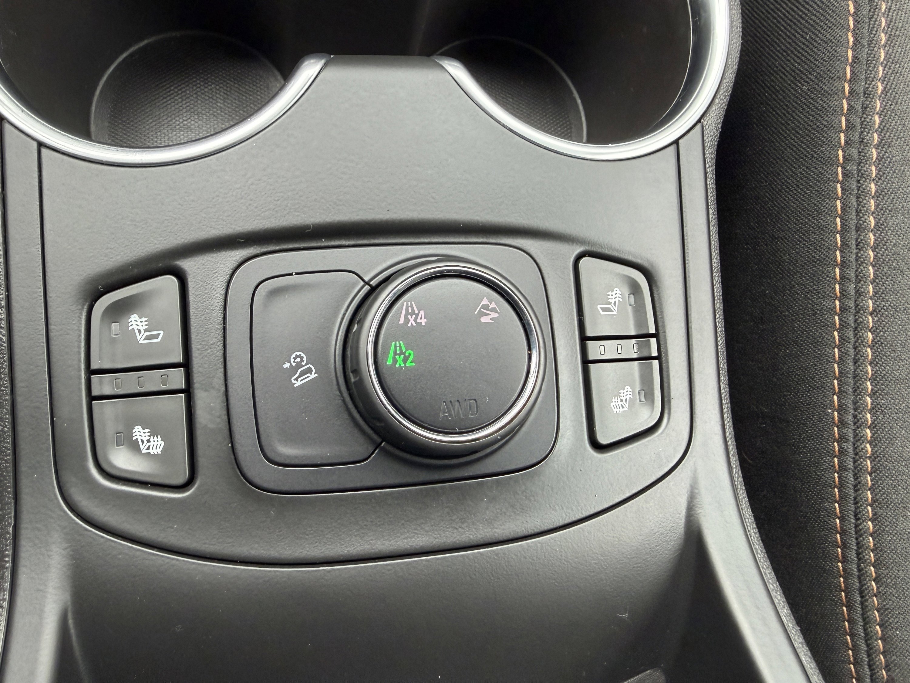 Used 2019 GMC Terrain SLE w/ Driver Convenience Package AWD/4WD image 34