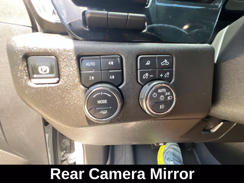 Used 2024 Chevrolet Silverado 2500 ZR2 w/ Technology Package AWD/4WD image 46