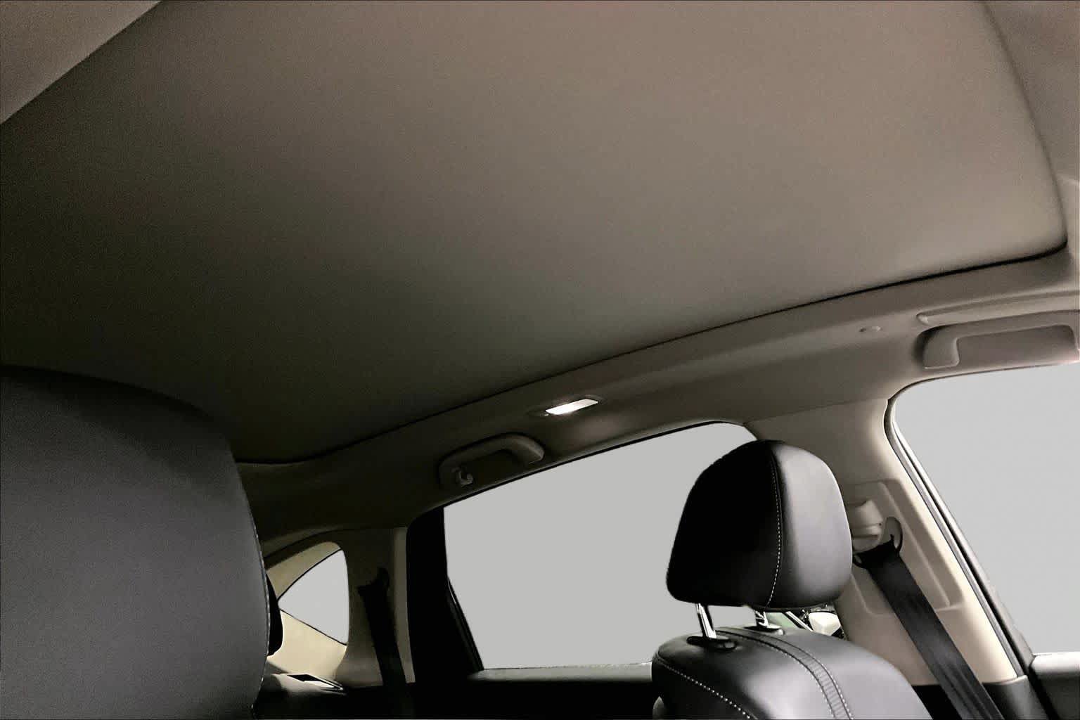 Used 2023 Acura RDX w/ Technology Package FWD image 12