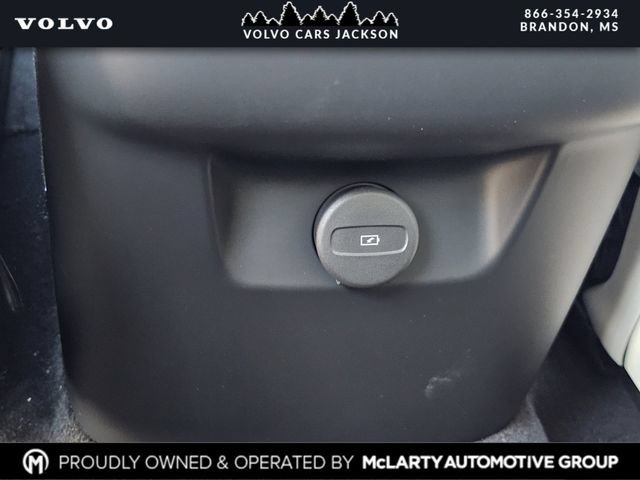 New 2026 Volvo XC90 B6 Ultra w/ Protection Package AWD/4WD image 19
