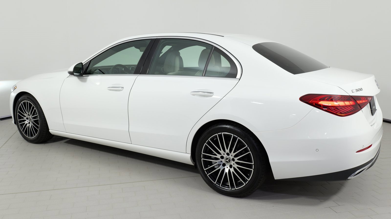 Used 2024 Mercedes-Benz C 300 4MATIC Sedan image 41