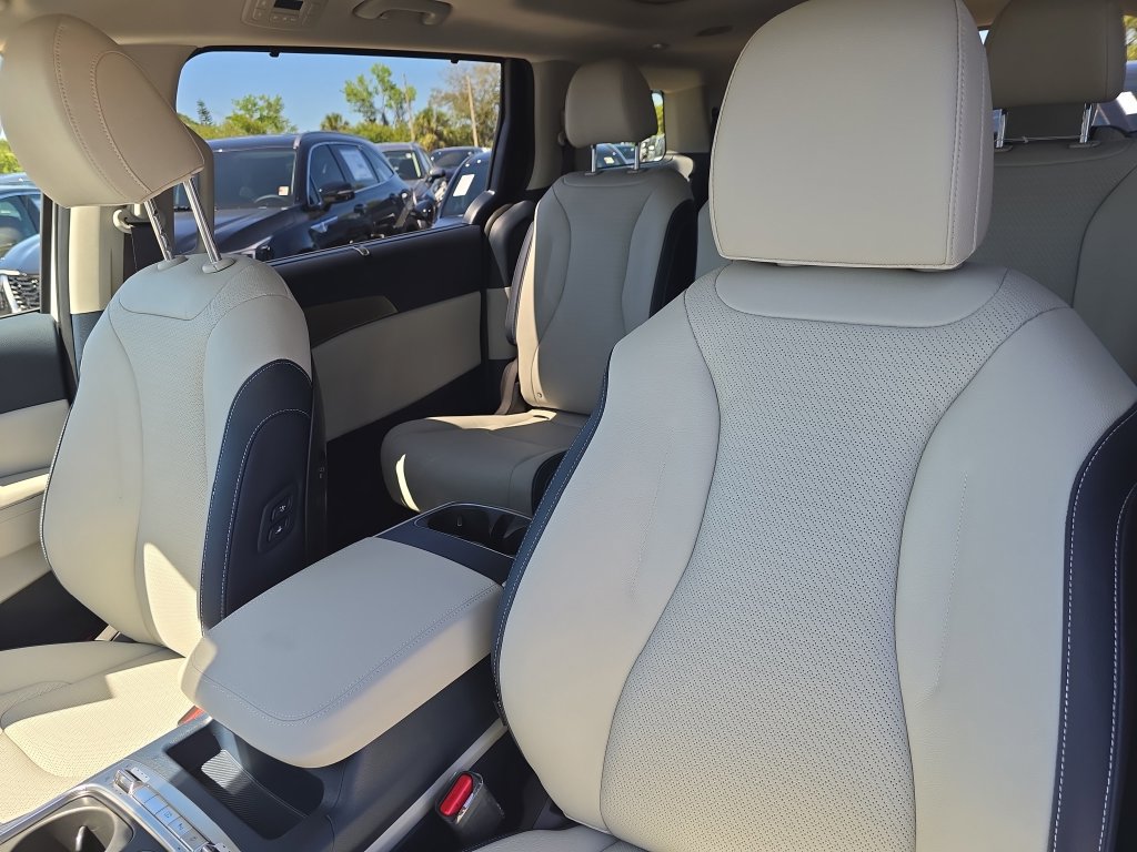 New 2026 Kia Carnival SX Prestige FWD image 23