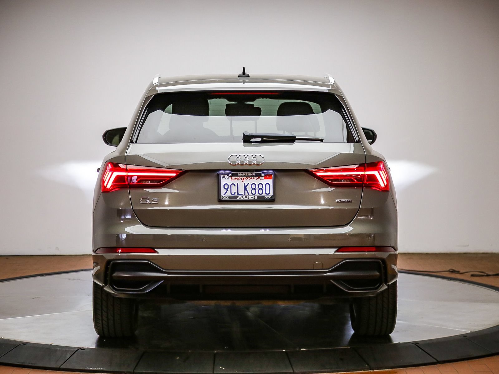 Used 2022 Audi Q3 2.0T Premium AWD/4WD image 3