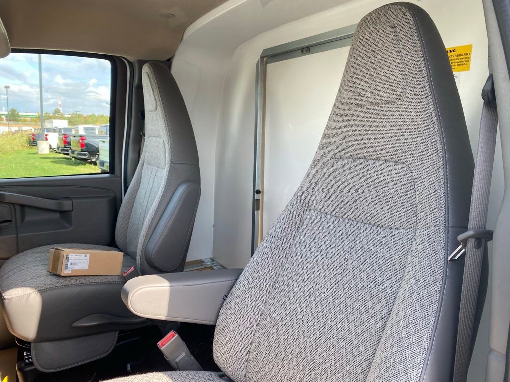 New 2025 Chevrolet Express 3500 w/ Power Convenience Package image 10