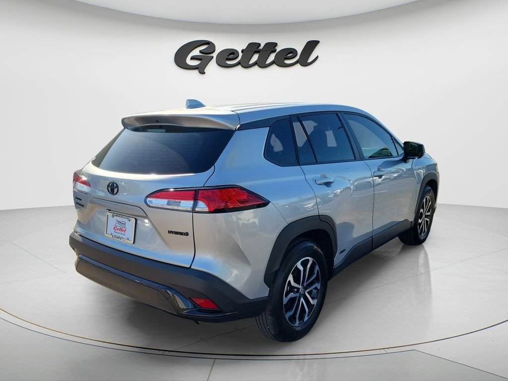 Used 2024 Toyota Corolla Cross S AWD/4WD image 12