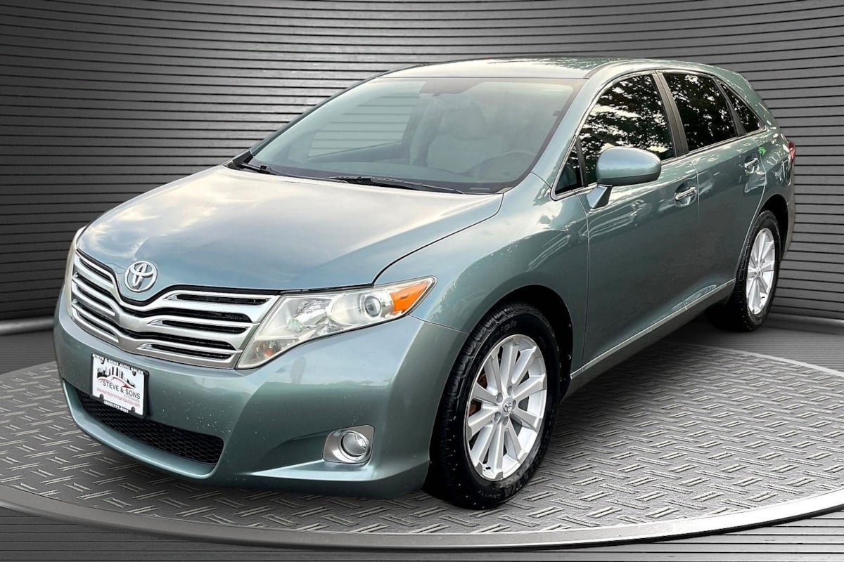 Used 2009 Toyota Venza w/ Convenience Pkg FWD image 3